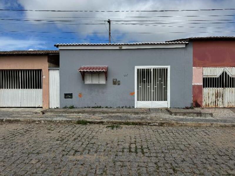 Casa com 77,94m² de área privativa, 0 quartos, 0 banheiros, vaga não informada