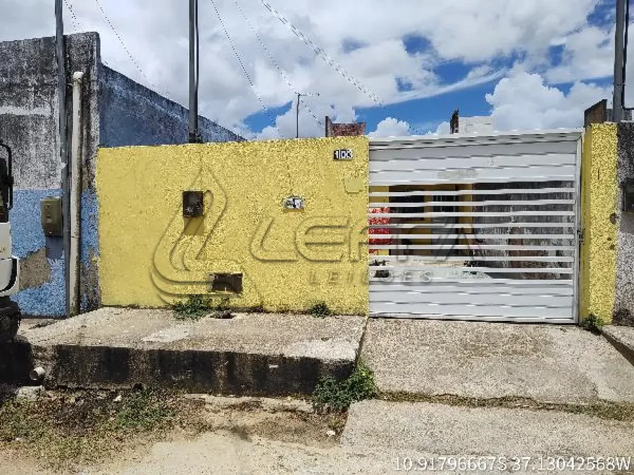 Casa com 1 quarto e 1 vaga de garagem, área privativa de 125m²