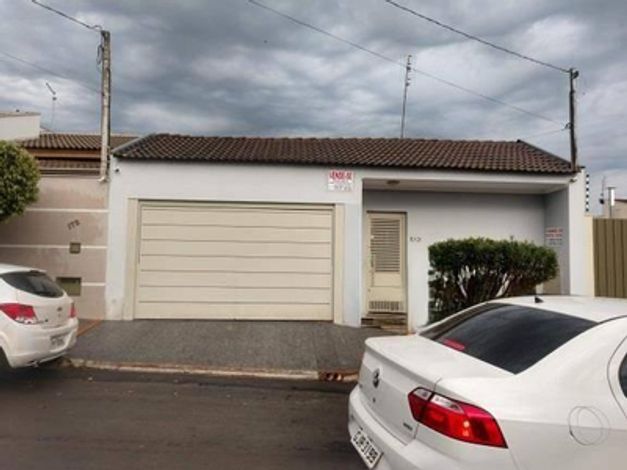 Casa 69m² Ocupada - 1 Quarto, 1 Banheiro, 1 Vaga