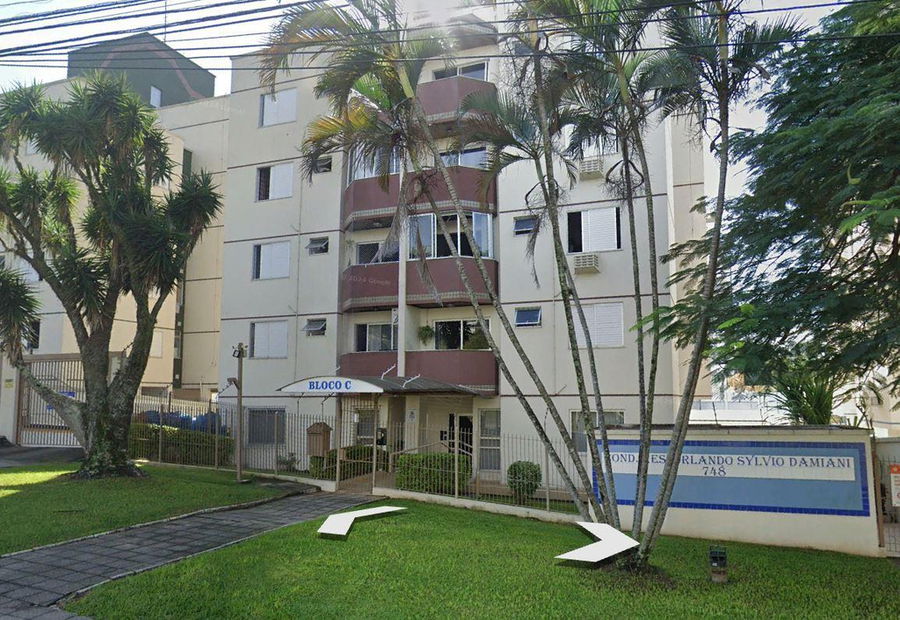 Apartamento 58m² privativos no 4º pavimento, 1 vaga
