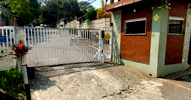 Casa com 294,72 m², 3 quartos, 2 banheiros, ocupada