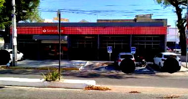 Ex-agência comercial com 374m² em Cajazeiras/PB