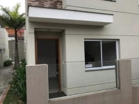 Casa de 50m² com 1 vaga, ocupada