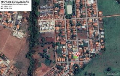 Casa com 2 quartos, 1 banheiro e área de serviço em Pires do Rio