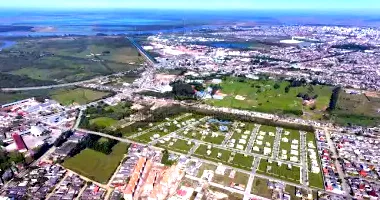 Terreno Urbano em Loteamento com 177,69m²