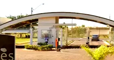 Casa com 3 quartos, 1 banheiro, 1 vaga, 117m² construída, imóvel ocupado