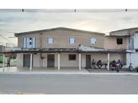 Casa ocupada com 403,49 m² construídos