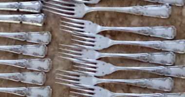 Belo Faqueiro Francês com 84 Peças em Prata Pura