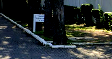 Casa 3D com suíte, 2 banheiros, garagem e pátio, 144m² construída