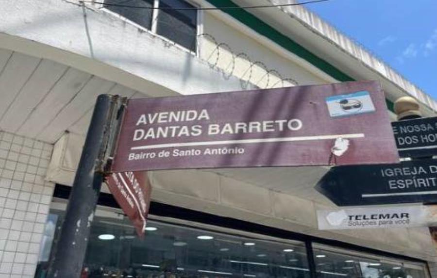 Prédio Comercial com 1.150m² de área construída