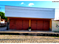 Prédio Comercial com 2 quartos, sala, cozinha e banheiro, 42m² construídos