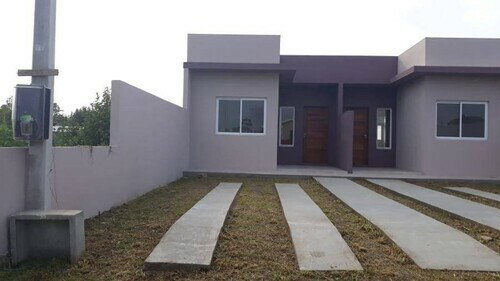 Casa em condomínio com 2 quartos em Rio Grande/RS