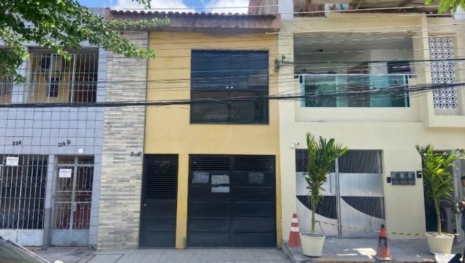 Casa com 3 quartos, 3 banheiros e 1 vaga de garagem