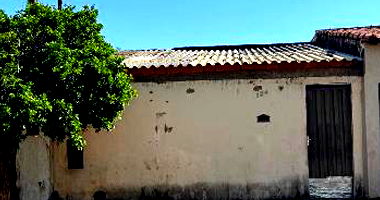 Casa 2 quartos, 1 banheiro, 1 vaga, 89.51m² construída, desocupada