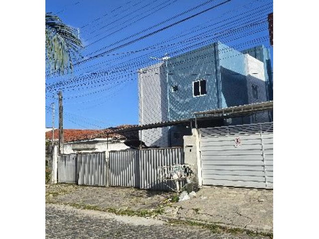 Apartamento com 2 quartos e 1 vaga em João Pessoa
