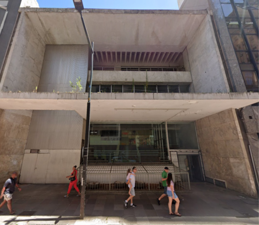 Prédio Comercial em Porto Alegre - Centro Histórico