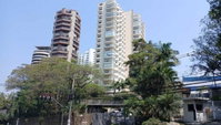 Apartamento com 5 quartos, 5 banheiros e 1 vaga de garagem