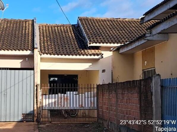 Casa com 3 quartos, 1 banheiro e 1 vaga de garagem