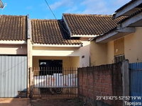 Casa com 3 quartos, 1 banheiro e 1 vaga de garagem