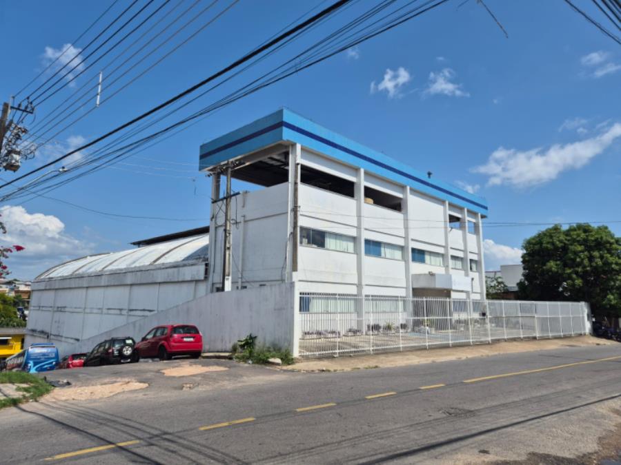Imóvel Comercial com 1.703m² Construídos em Manaus