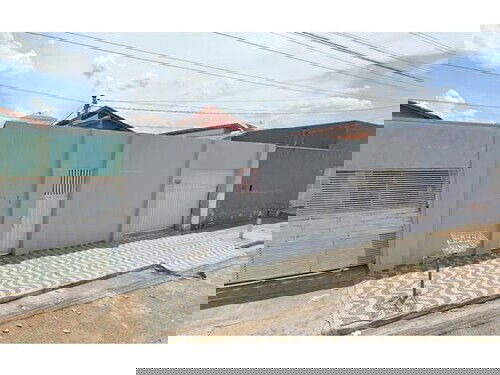 Casa Ocupada em Santa Laura com 2 Dormitórios e Varanda