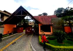 Excelente Casa no Condomínio Vale do Sino com 3 Quartos