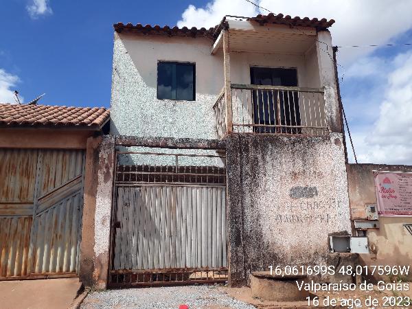Casa com 2 quartos, 1 banheiro, 85,8m² construída, desocupada