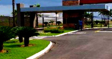 Terreno amplo em Santa Adélia com ótima localização