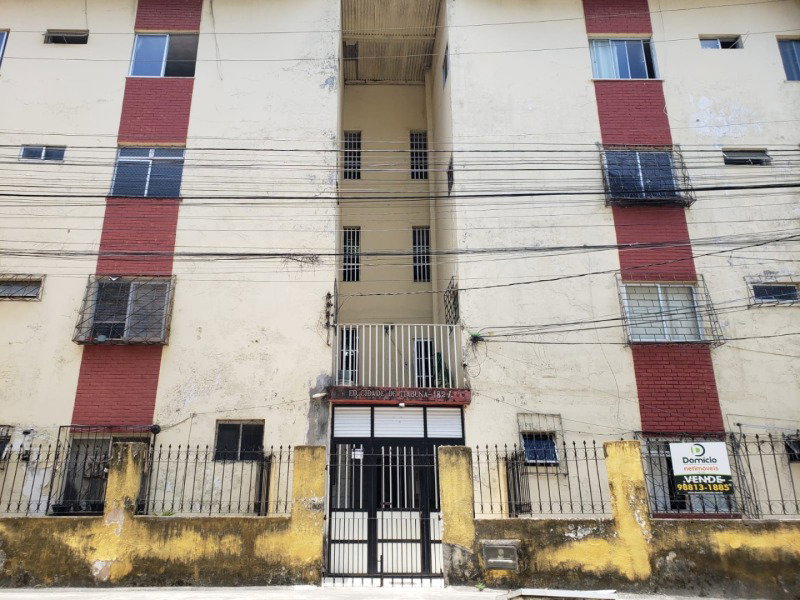 Apartamento 102 com 3 quartos em Salvador, BA