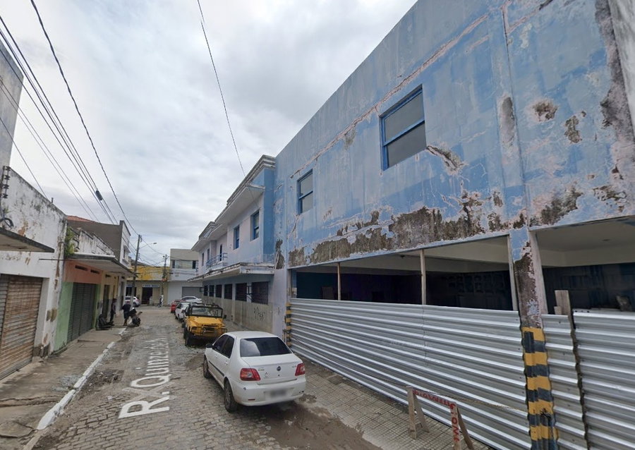Prédio Comercial com 731m² de área construída