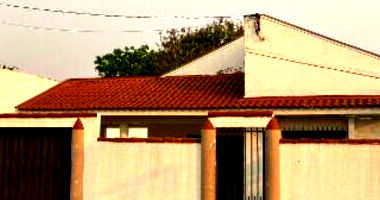 Casa Ocupada com 3 Quartos e 2 Banheiros em Arenápolis/MT
