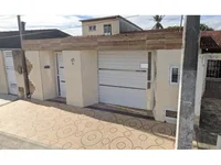 Casa em leilão com 3 quartos e 2 banheiros