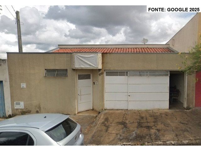 Casa em Franca/SP com 98,95m² construída e terreno de 260m²