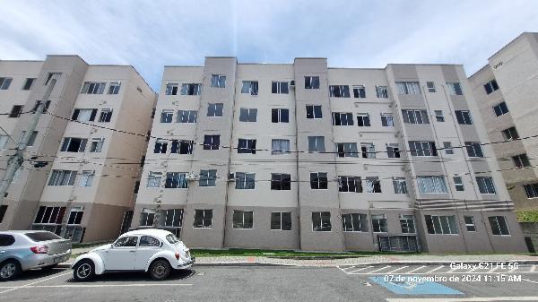 Apartamento Confortável com 2 Quartos em Campo Grande