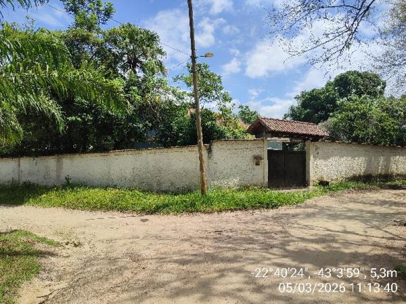 Casa 270m² com 2 quartos e 1 vaga em Magé/RJ