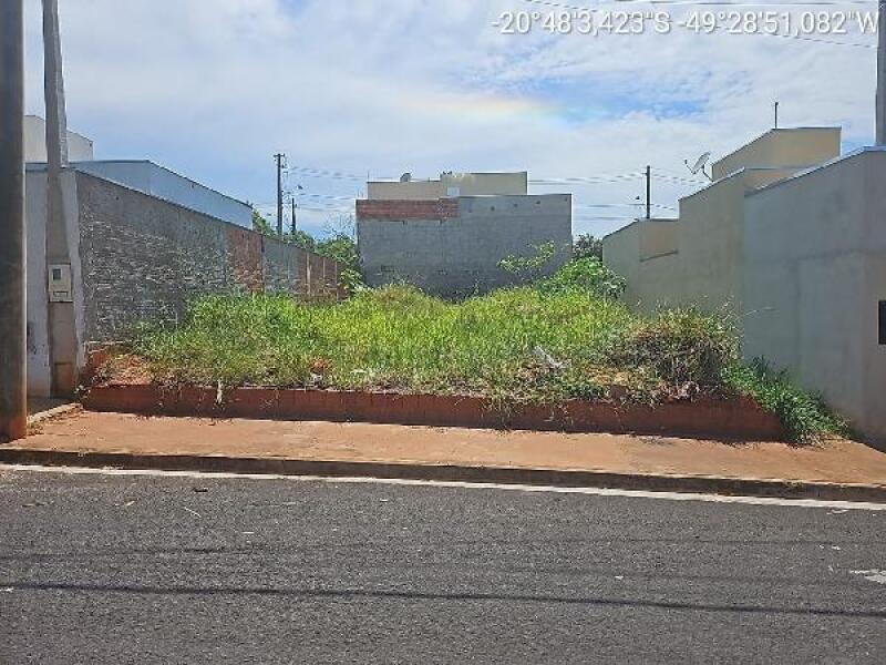 Terreno 200m² em Mirassol/SP