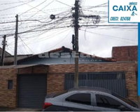 Casa com 2 quartos, 2 banheiros e 110 m²