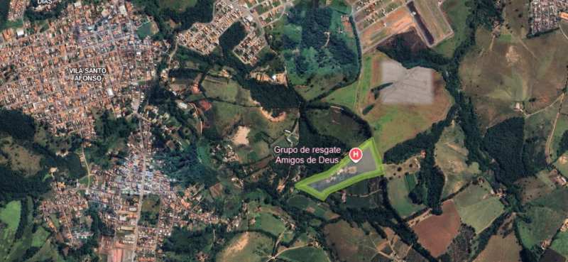 Gleba de terras com 48.400 m² e 150 m² construída em Três Corações