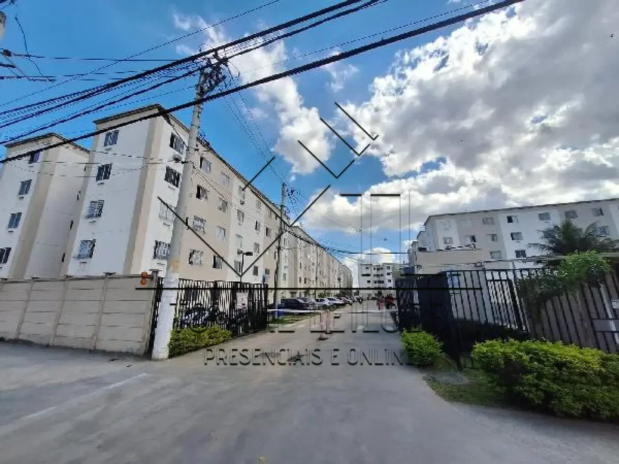 Apartamento com 2 quartos em Santa Cruz, Rio de Janeiro