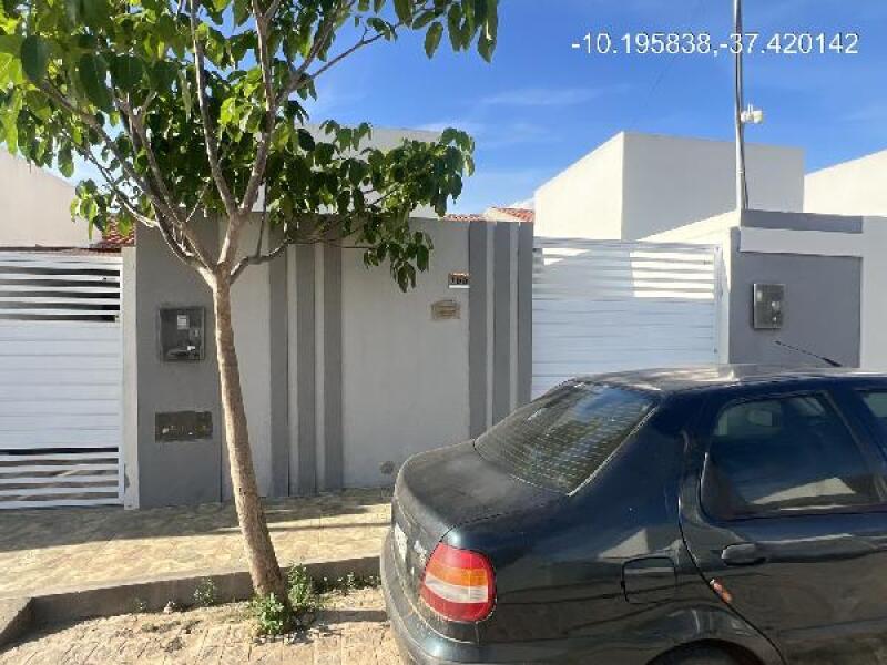 Casa com 2 quartos e 1 vaga em Nossa Senhora da Glória