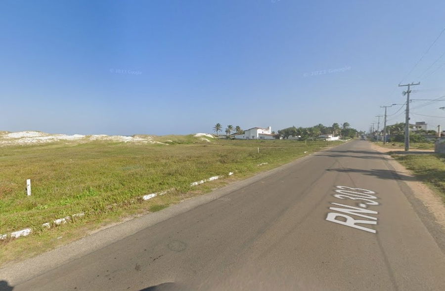 Terreno frente ao mar, 800m², Praia de Redinha Nova, sem lances