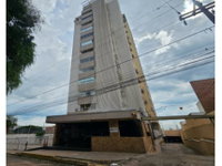 Apartamento com 2 quartos, 2 banheiros e 2 vagas de garagem