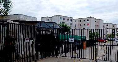 Apartamento 2 quartos, 1 banheiro, 1 vaga, 81m² total, desocupado