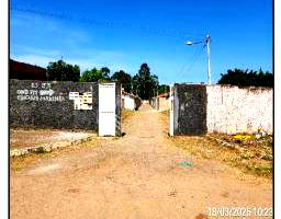 Casa com 2 quartos, sala, cozinha e 56m² privativos