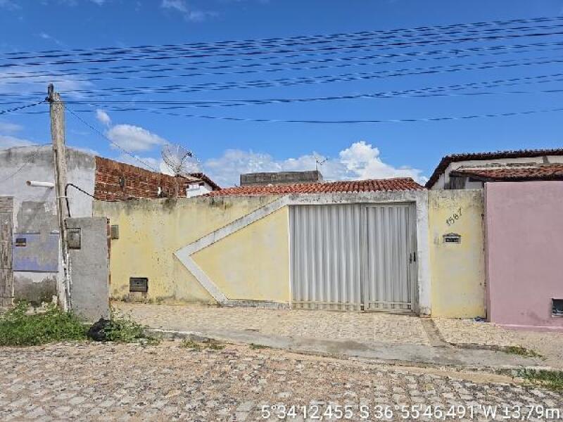 Casa com 2 quartos, 1 banheiro, 46.97m²