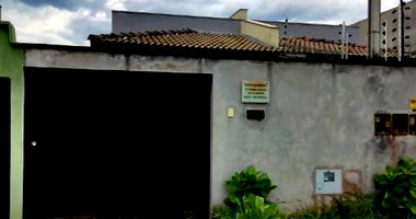 Casa com Terreno Ocupado no Lot Bertaville em Palmas/TO