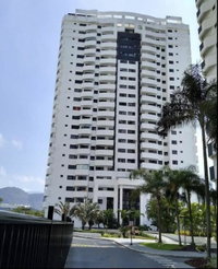 Apartamento com 2 quartos, 2 banheiros e 1 vaga de garagem