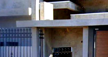 Casa em Construção com Piscina e Churrasqueira