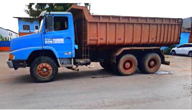 Caminhão M. BENZ/LK 2635 6X4 Ano 1996