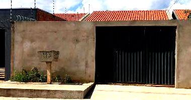 Casa com 2 quartos, 1 banheiro e 58,75m² área privativa